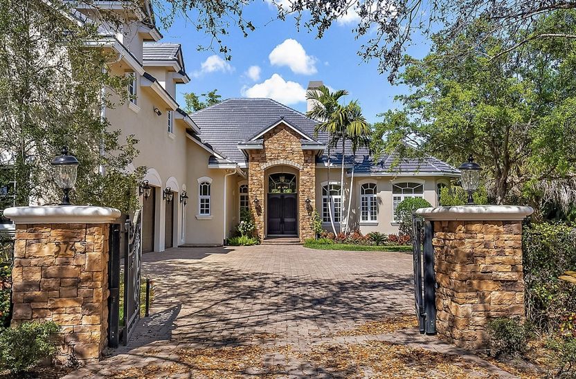 PGA Star Justin Thomas Takes a Swing at Selling South Florida Home for $3.6M