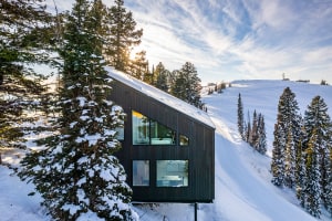 6 picture-perfect homes in ski country