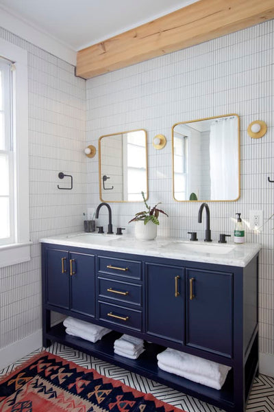 This Under-$20 Drill-Free Towel Rack Is Perfect for Renters
