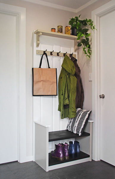 DIY Project: Make a coat stand from an old door