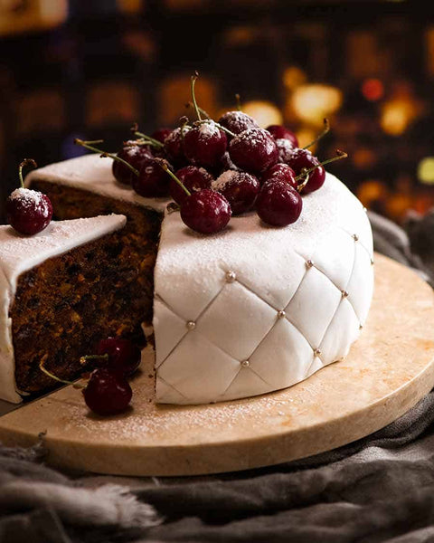 Christmas Cake  ultra moist fruit cake (speedy!)